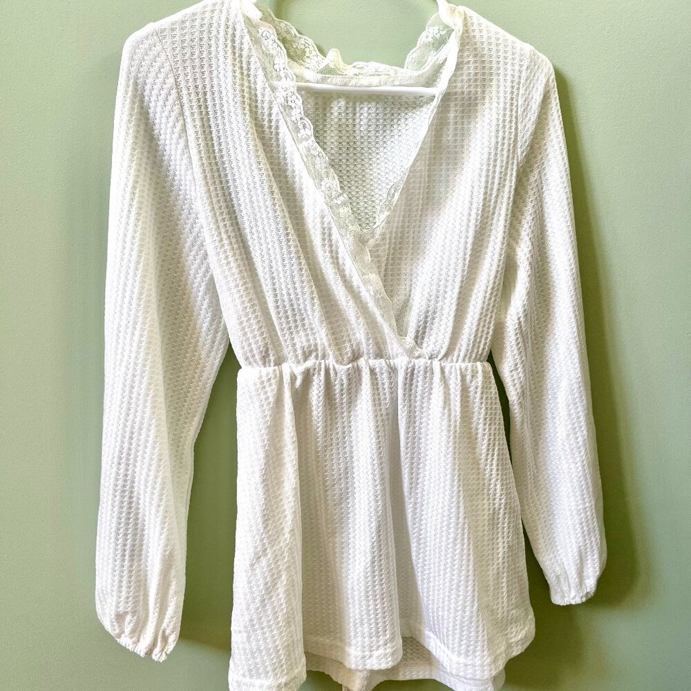 LADIES SIZE 0X SHEIN WHITE LONG SLEEVE V-NECK ELASTIC WAIST TIE WAFFLE KNIT TOP
